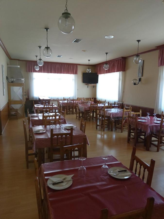 Rodeiro Hostal Y Albergue Carpinteiras מראה חיצוני תמונה